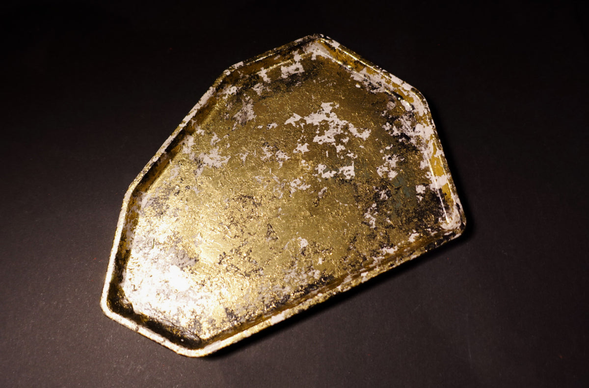 Bandeja dorada geometrica